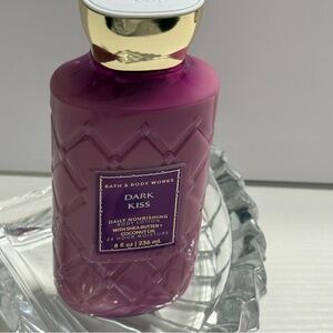 Bath & Body Works Dark Kiss 💜 Daily Nourishing Body Lotion 8 oz 🆕